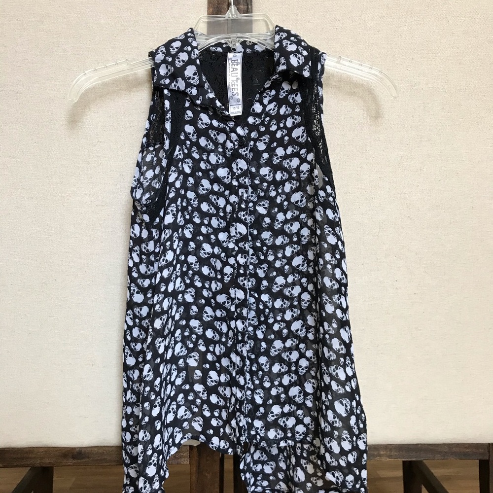 Black Skull Top